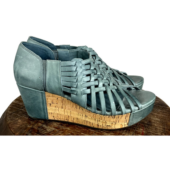 Chocolat Blu Wedge Sandals 9.5 Turquoise Leather Woven Slip On Open Toe - Picture 2 of 12